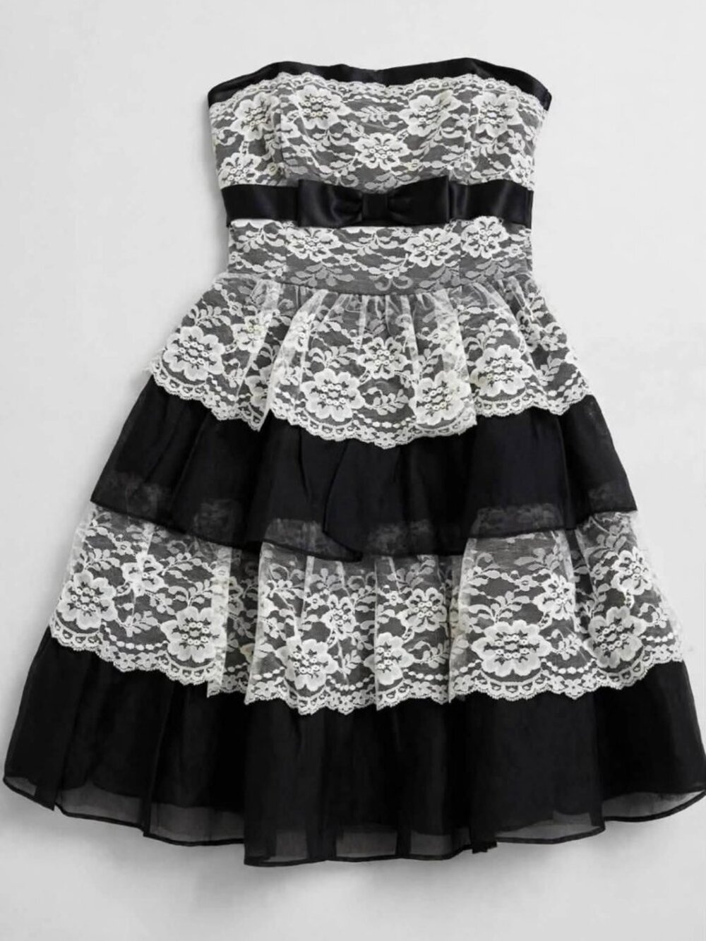 Betsey Johnson Floral lace Dress